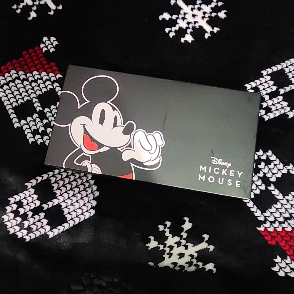 Disney Mickey Mouse Wallet - Picture 7 of 9